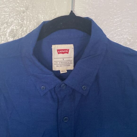 NWT Men’s Levi’s Button Down Shirt Blue Size Small - Picture 3 of 7